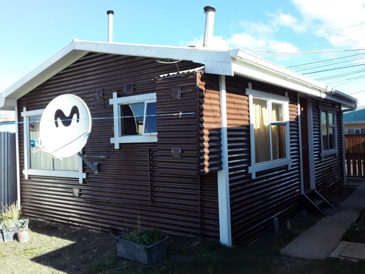 Hostal Don Pedro Puerto Natales Bagian luar foto